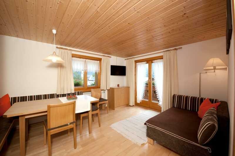 Haus Maria Ritter Appartement Schoppernau Buitenkant foto